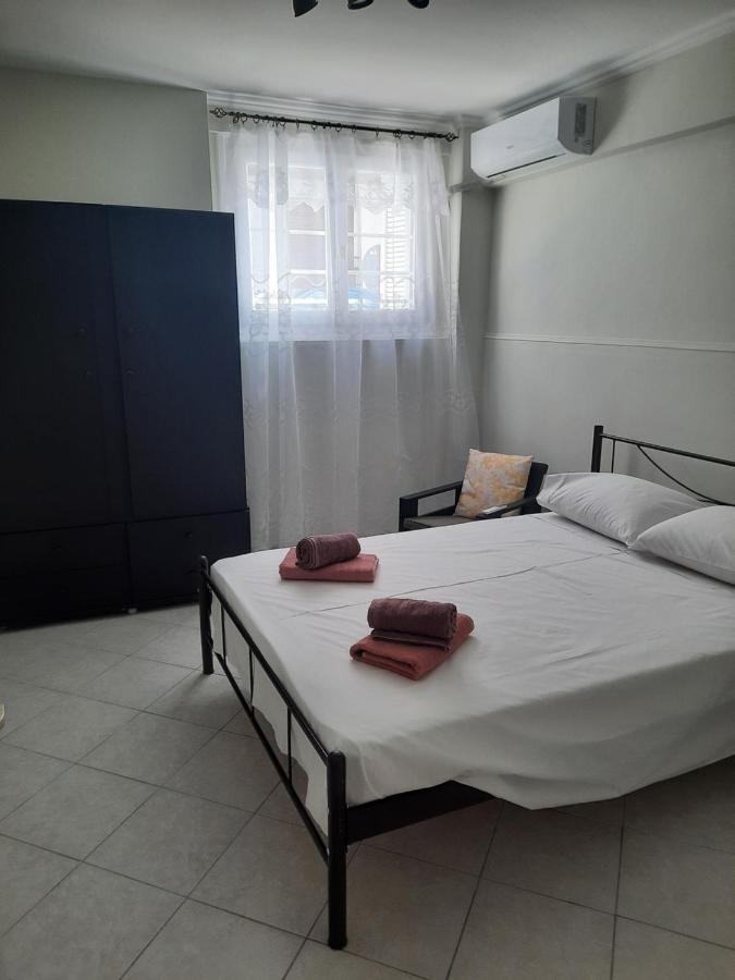 Lousi House Apartment Атина Екстериор снимка