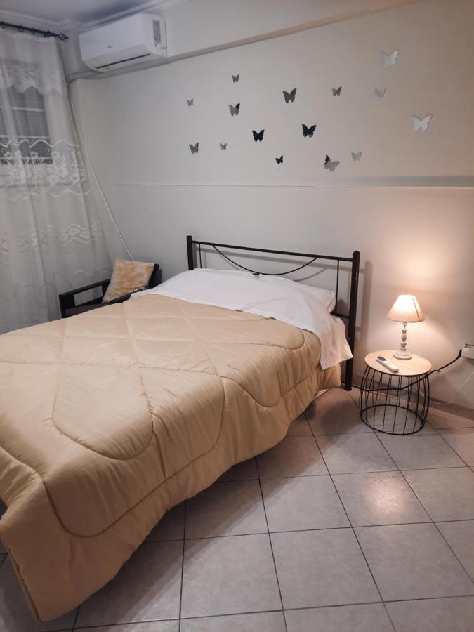 Lousi House Apartment Атина Екстериор снимка